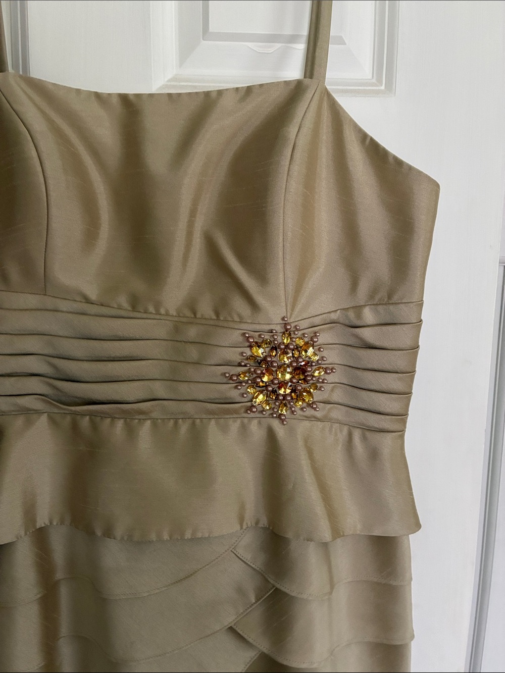 Jessica Howard Tan Tiered Peplum Midi Dress with Jeweled Brooch - Picture 2 of 10